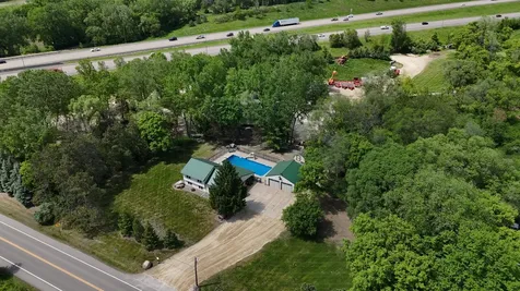 2511 Carver Avenue E Maplewood MN 55119