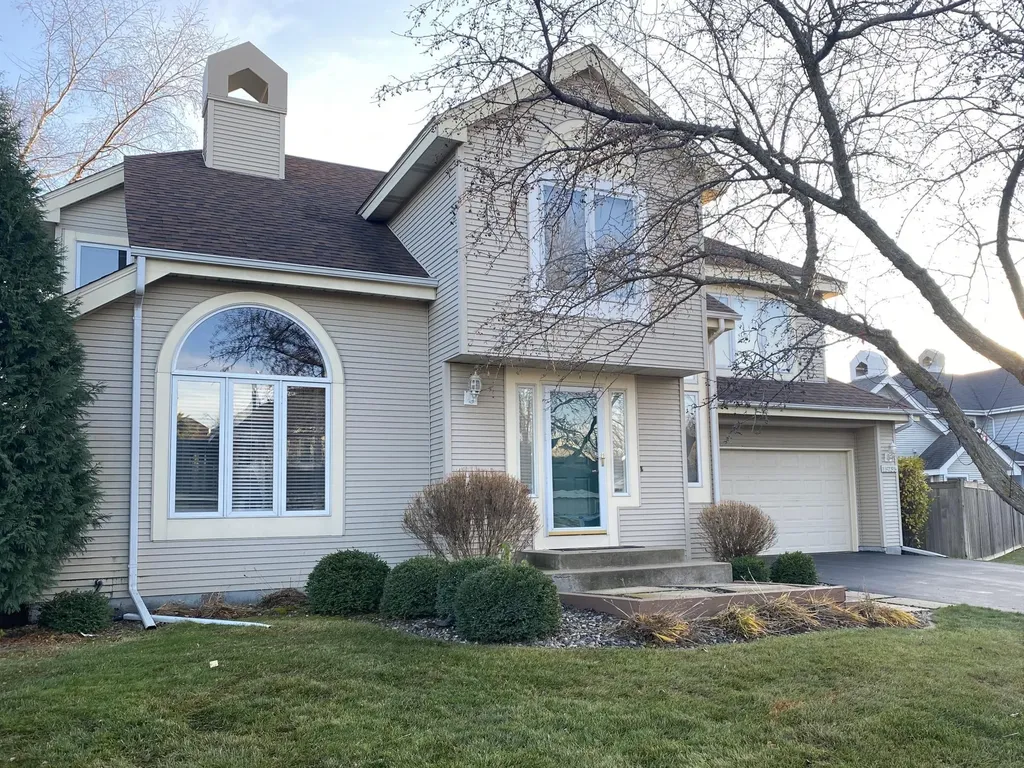15735 16th Place N Plymouth MN 55447