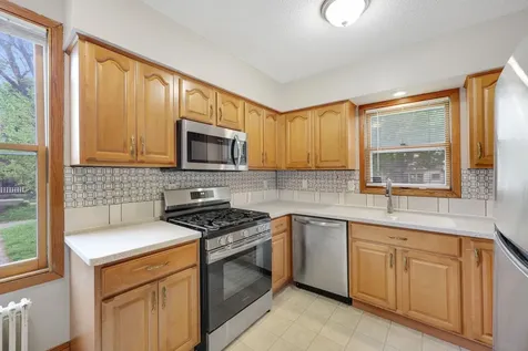 129 W 33rd Street Minneapolis MN 55408