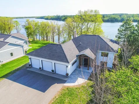 2905 Rosewood Lane SE Alexandria MN 56308