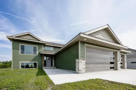 656 Lake Forest Circle Detroit Lakes MN 56501