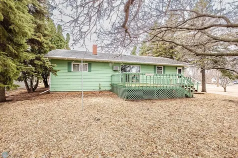 303 9th Avenue E Lisbon ND 58054