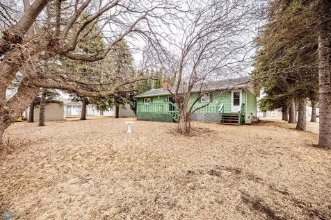 303 9th Avenue E Lisbon ND 58054