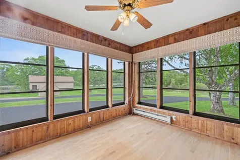 2591 Carver Avenue E Maplewood MN 55119