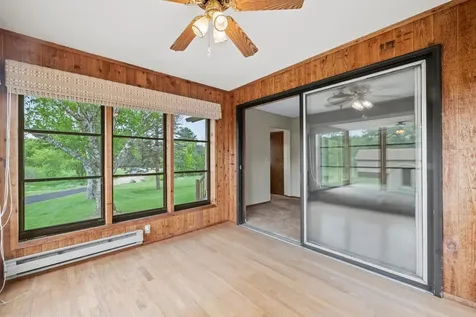 2591 Carver Avenue E Maplewood MN 55119