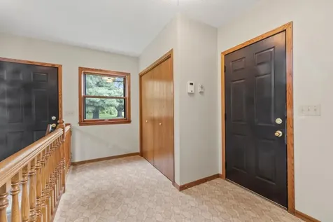 2591 Carver Avenue E Maplewood MN 55119
