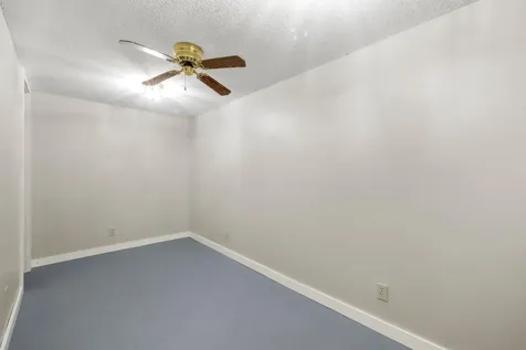 2591 Carver Avenue E Maplewood MN 55119