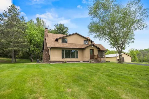2591 Carver Avenue E Maplewood MN 55119