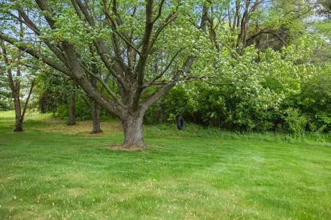 2591 Carver Avenue E Maplewood MN 55119