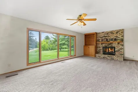 2591 Carver Avenue E Maplewood MN 55119