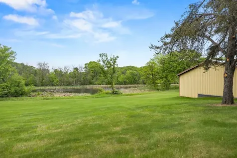 2591 Carver Avenue E Maplewood MN 55119