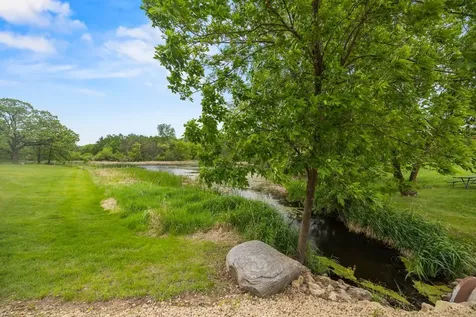 2591 Carver Avenue E Maplewood MN 55119