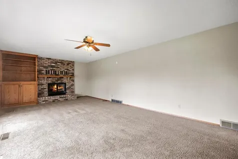 2591 Carver Avenue E Maplewood MN 55119