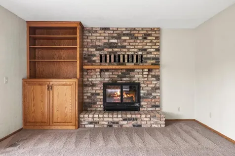 2591 Carver Avenue E Maplewood MN 55119