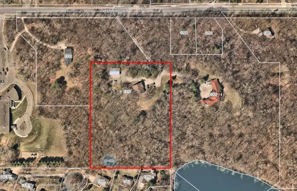 1310 Deerwood Drive Eagan MN 55123