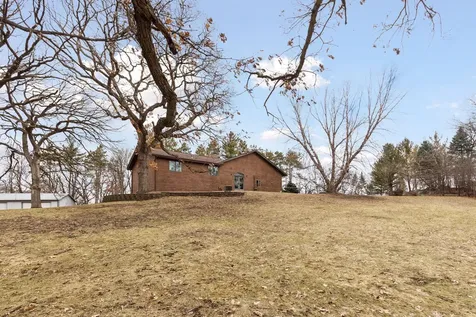 1310 Deerwood Drive Eagan MN 55123