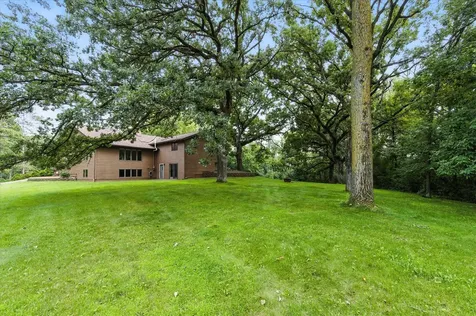 1310 Deerwood Drive Eagan MN 55123