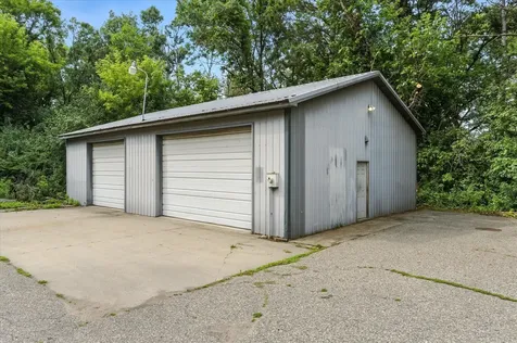 1310 Deerwood Drive Eagan MN 55123