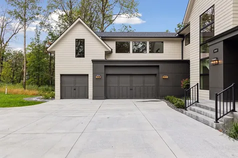 5010 Millie Road SW Rochester MN 55902
