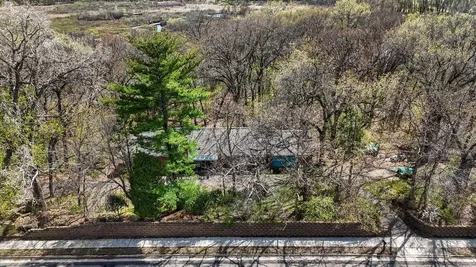 556 County Road C W Roseville MN 55113