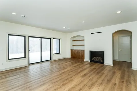 3327 Bella Terra Road NE Rochester MN 55906