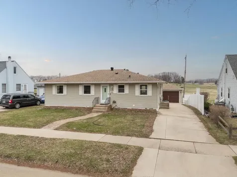 2309 26th Street NW Rochester MN 55901