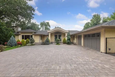 17870 Breezy Point Road Wayzata MN 55391
