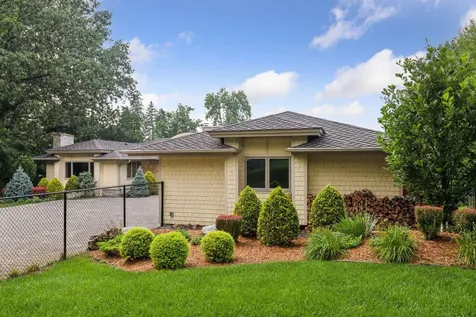 17870 Breezy Point Road Wayzata MN 55391