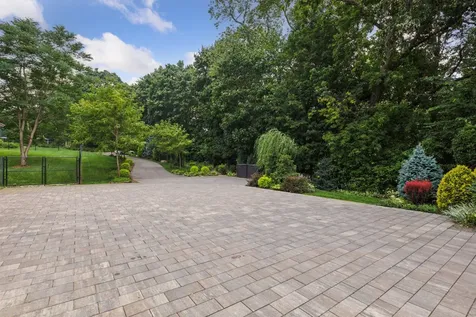 17870 Breezy Point Road Wayzata MN 55391