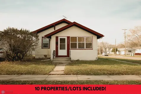 1044 16 Street N Fargo ND 58102