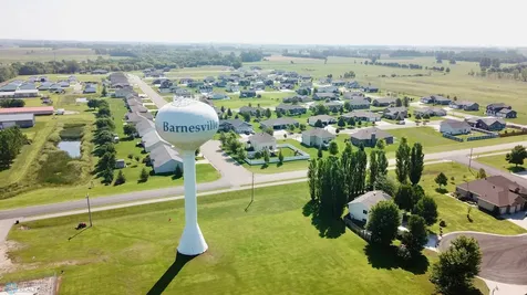 209 19 Circle NE Barnesville MN 56514