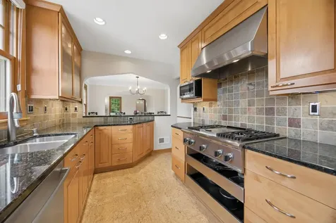 5445 Columbus Avenue Minneapolis MN 55417