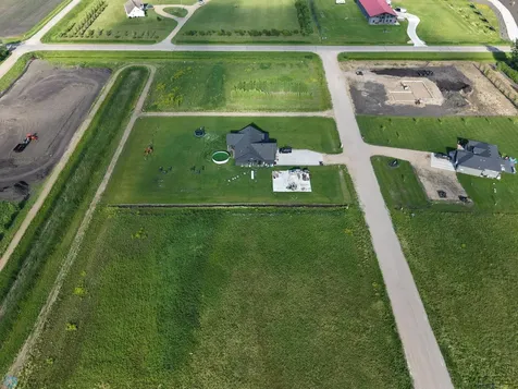 3886 79th Avenue N Moorhead MN 56560