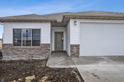 10218 73rd Street S Horace ND 58047