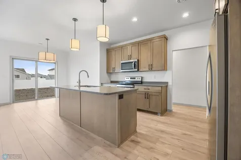 10218 73rd Street S Horace ND 58047