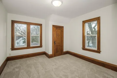 212 Page Street W Saint Paul MN 55107