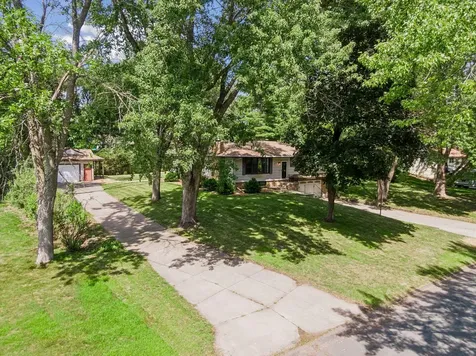 16170 Westgate Lane Eden Prairie MN 55344