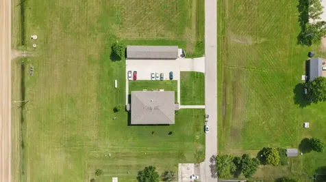 301 5th Street S Fairmount ND 58030