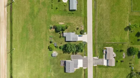 402 5th Street S Fairmount ND 58030