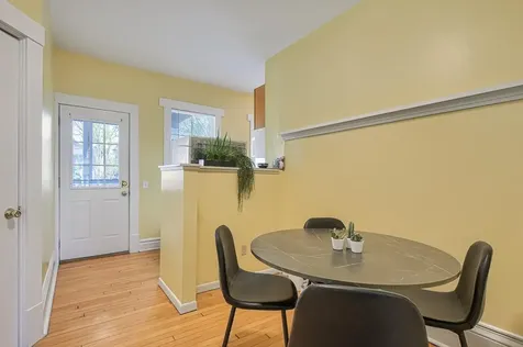 518 Laurel Avenue Saint Paul MN 55102