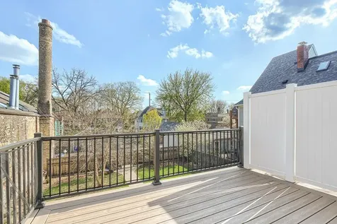 518 Laurel Avenue Saint Paul MN 55102