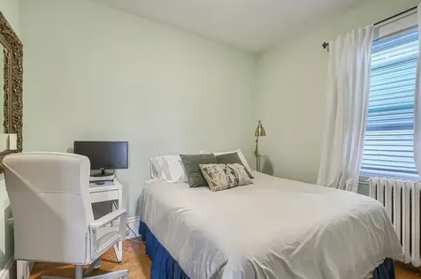 518 Laurel Avenue Saint Paul MN 55102