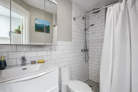 518 Laurel Avenue Saint Paul MN 55102