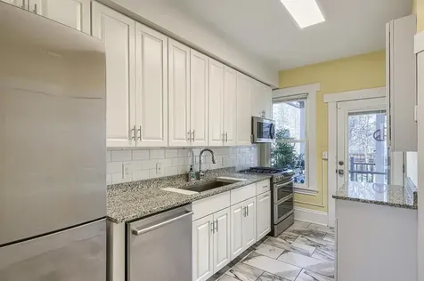 518 Laurel Avenue Saint Paul MN 55102