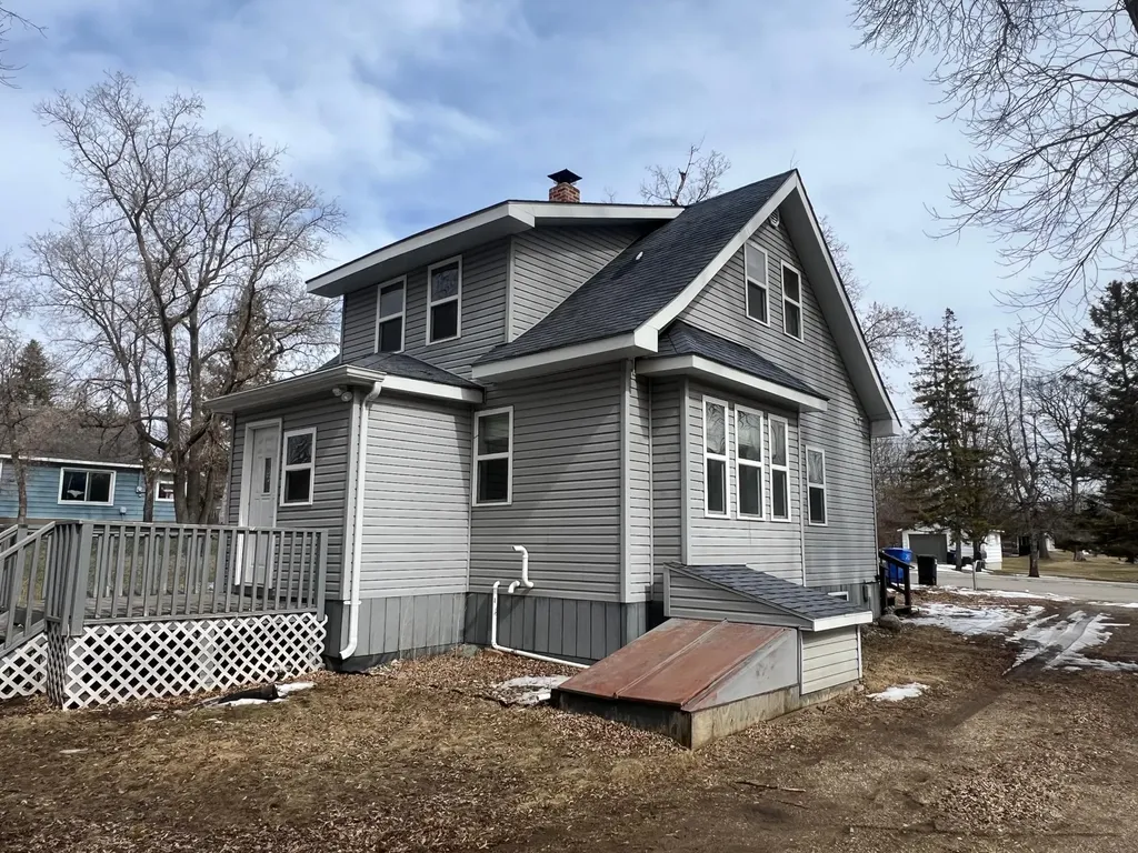 1126 Linden Lane Detroit Lakes MN 56501