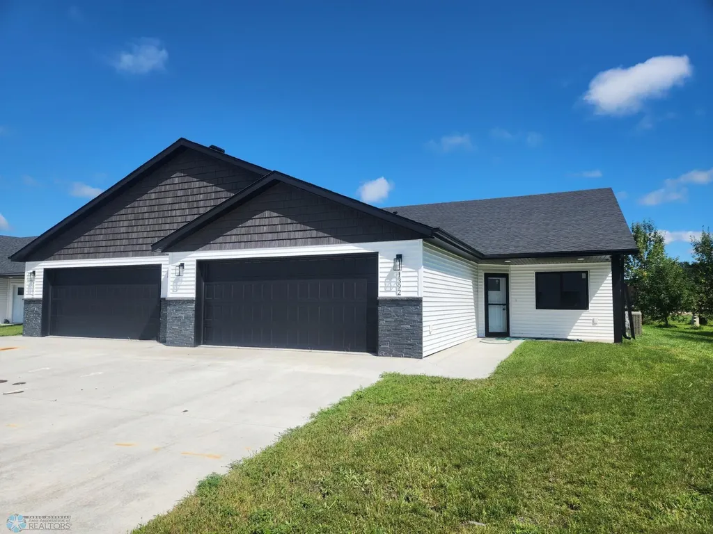1392 Prairie Lane Wahpeton ND 58075
