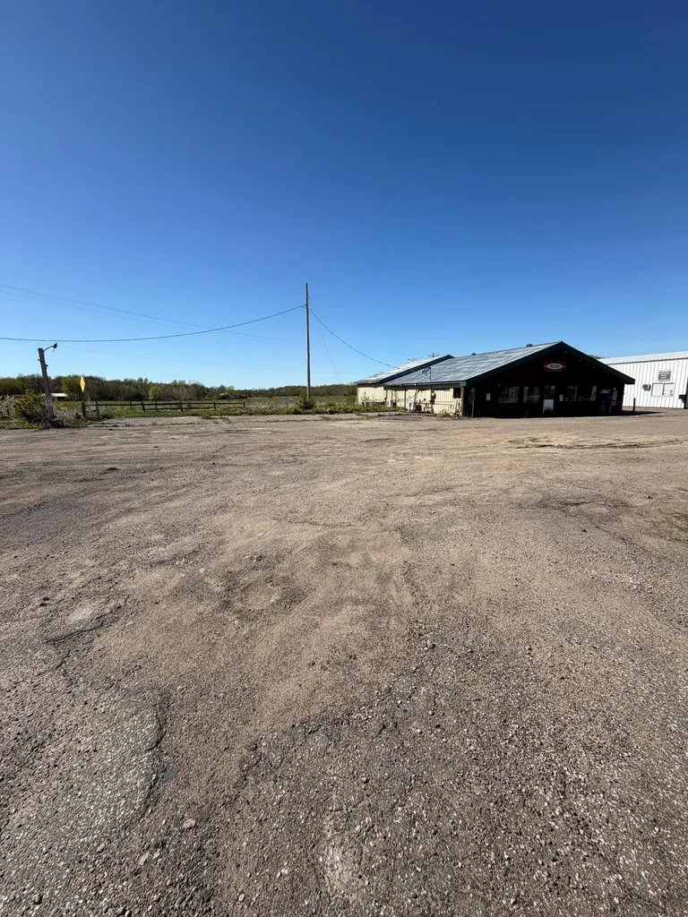 17375 Lake Boulevard Shafer MN 55074