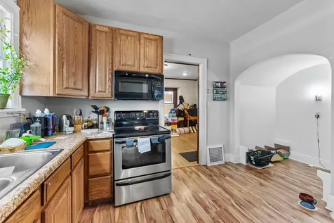 709 10th Street NE Austin MN 55912