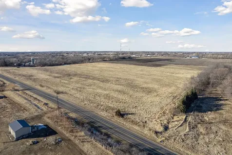 4132 Chippewa Road Loretto MN 55357