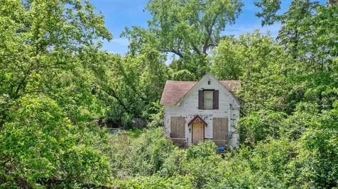 1845 Old Main Street S Cambridge MN 55008